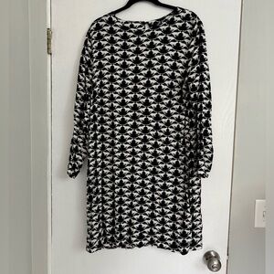 H&M Black and White Long Sleeve Dress